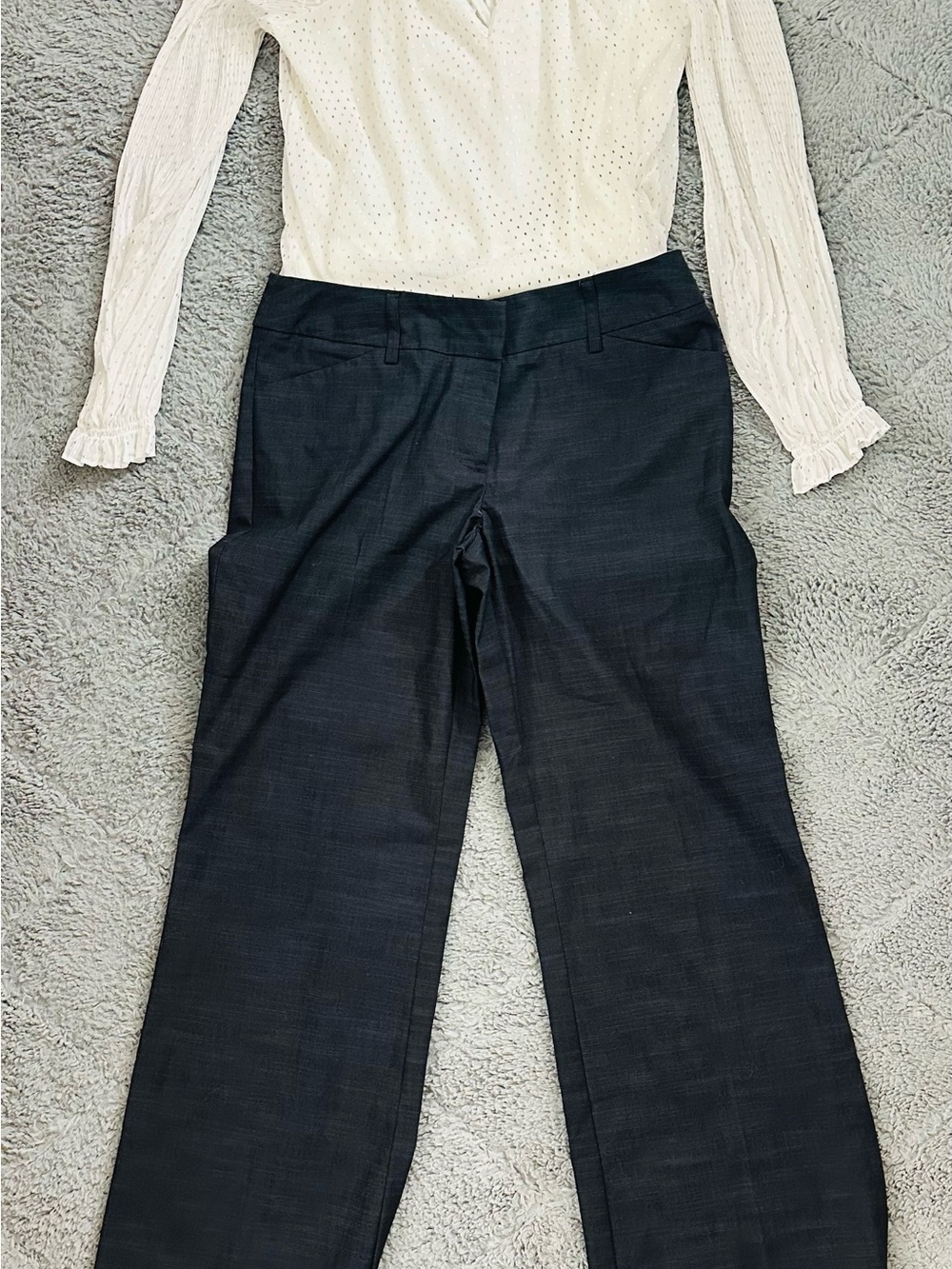 Haver+Blair London Ivory Ruffle Blouse/Apt 9 Gray Modern Fit Stretch Dress Pants